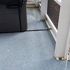 Pressure-washingPressure-cleaning-lanaiscreen-porch-in-Bellagioin-Lake-Worth-FL-33467 7